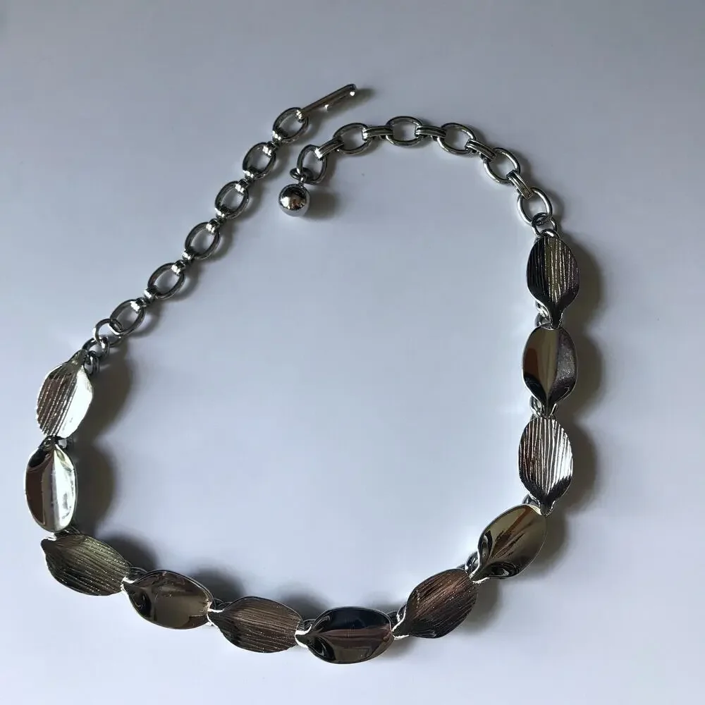 Vintage Danish-style silver tone etched leaf choker necklace sturdy construction